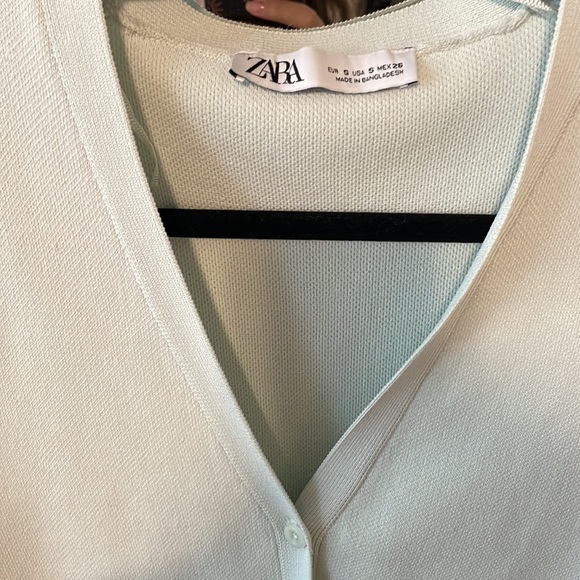 Zara button-up knit vest - Picture 2 of 4